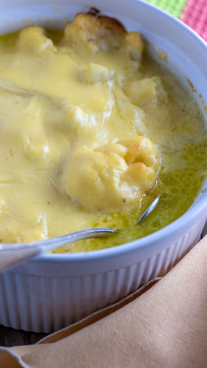 Casserole with cauliflower cheese.