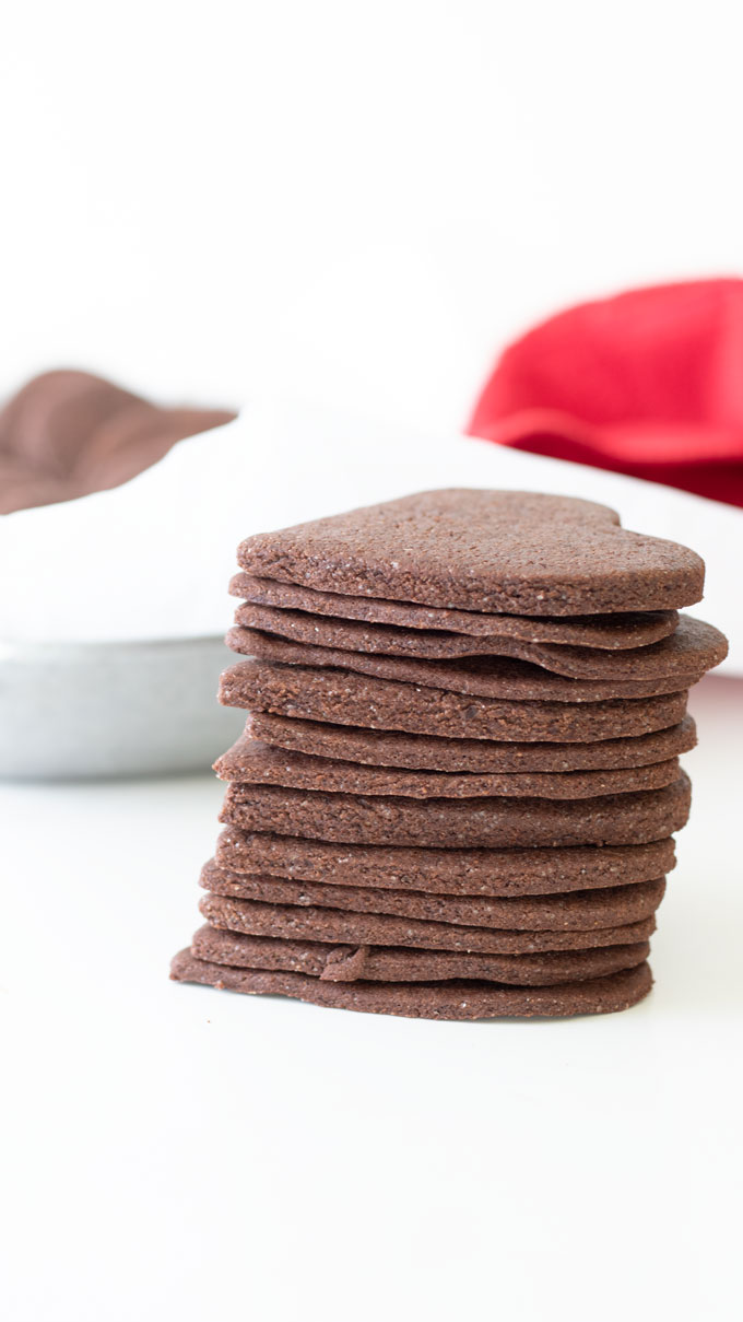 stacked chocolate cookies