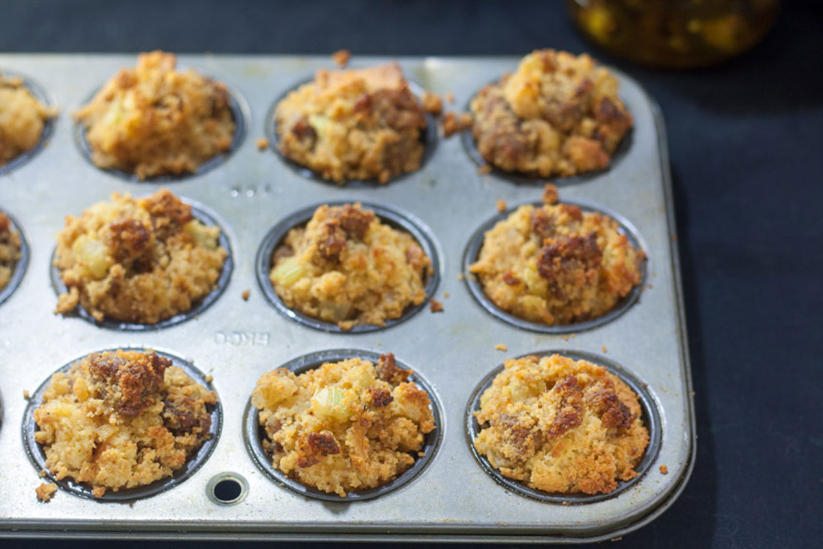 cornbread & sausage stuffing in mini muffin tin