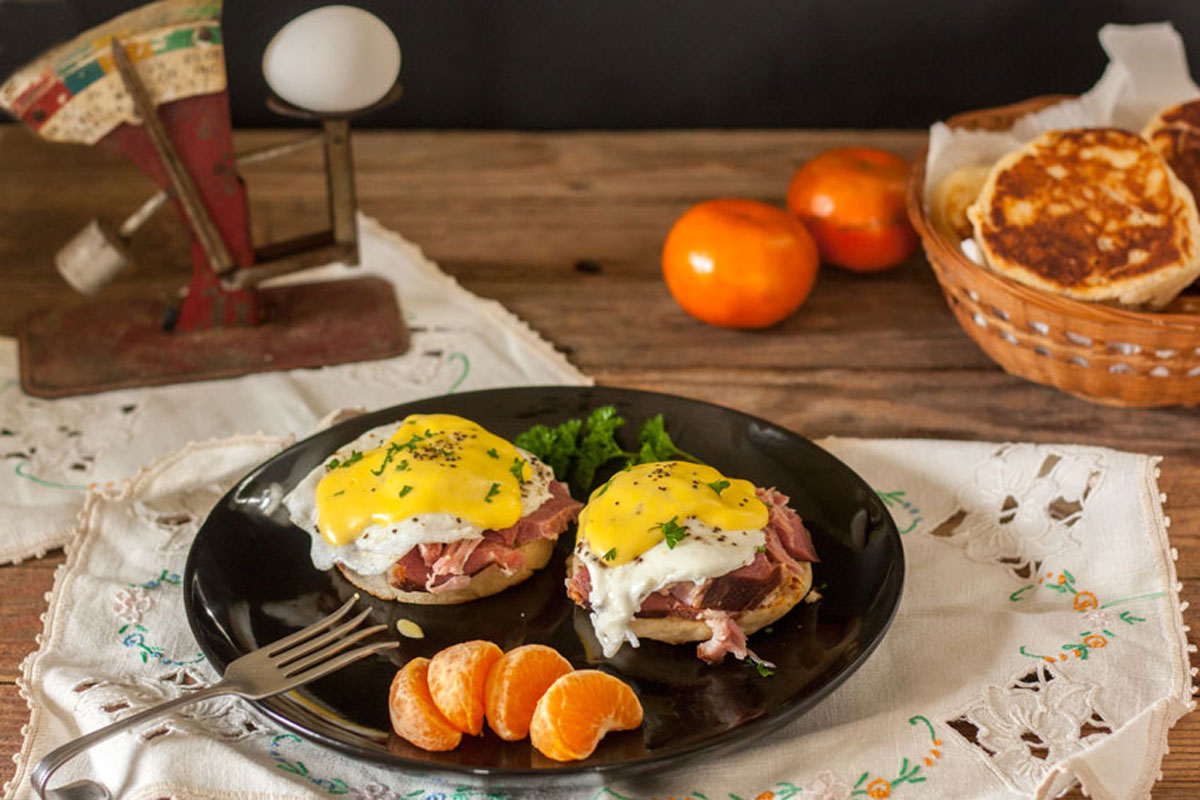 Black plate with eggs benedict recipe on it Black plate with eggs benedict recipe on it