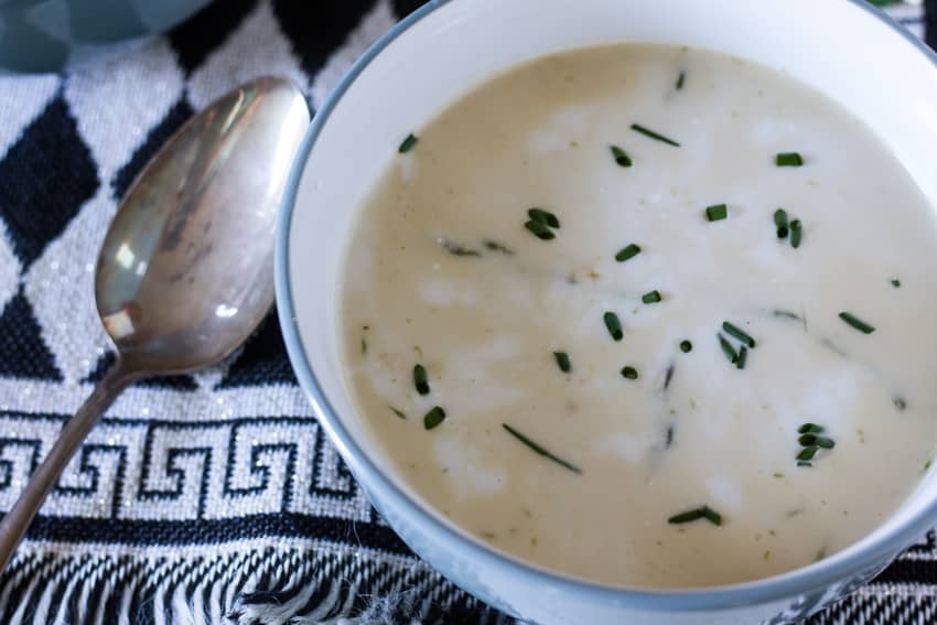asparagus soup in white and gray bowl