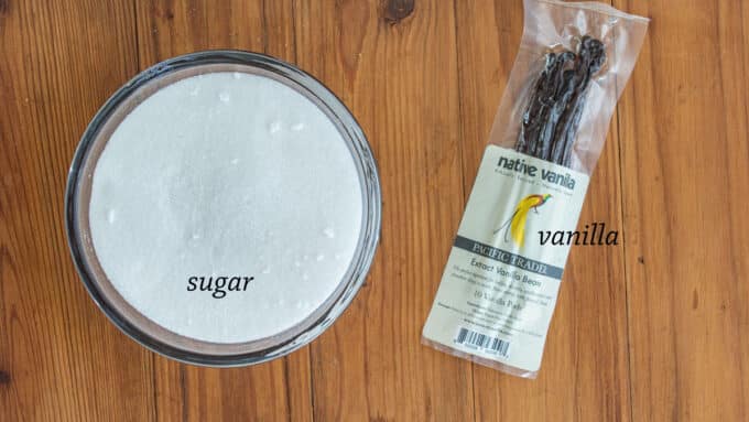 Ingredients for vanillin zucker - vanilla, sugar.
