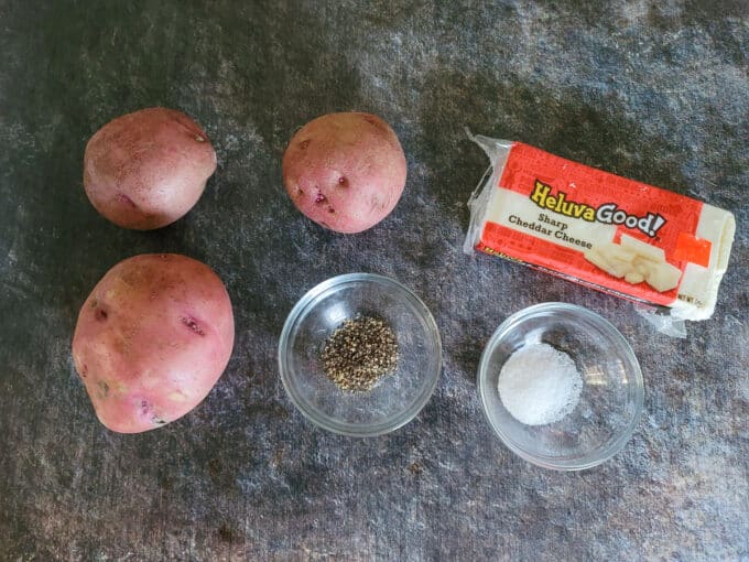 Ingredients for mashed potato topping.