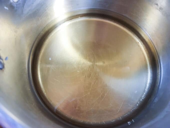 Apple juice in large pot.