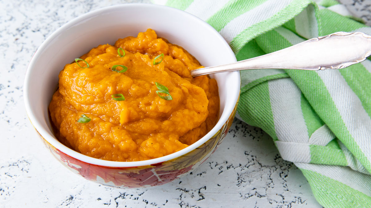 Hubbard squash puree in small bowl.