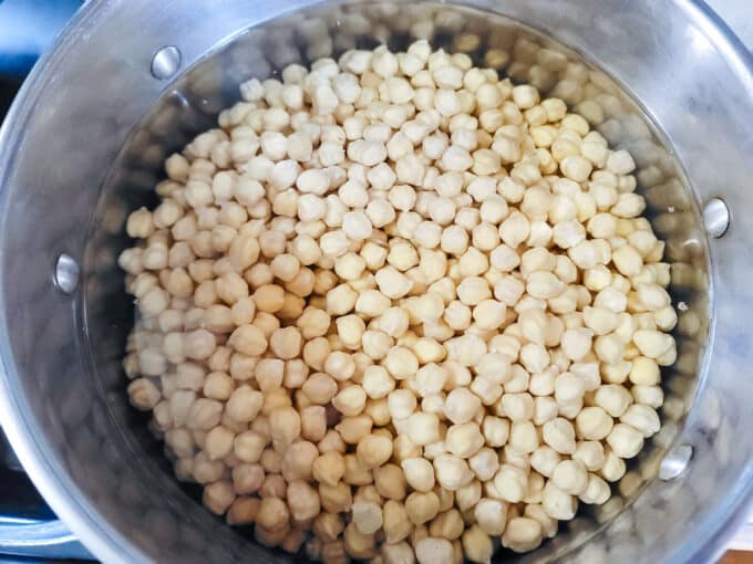 Peas after soaking overnight.