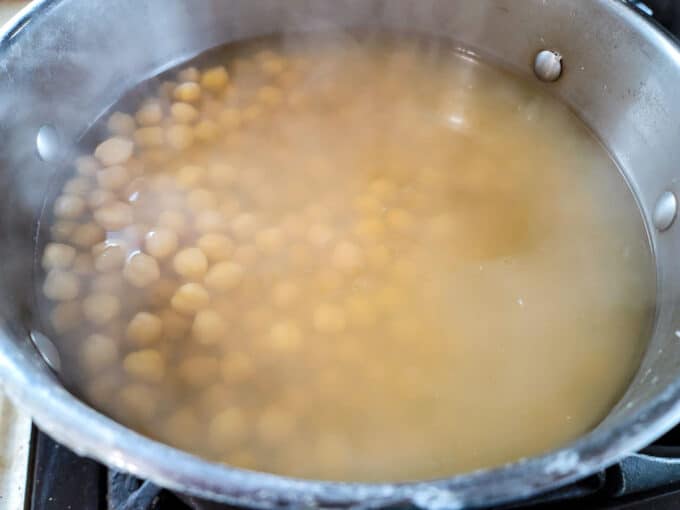 Chickpeas after cooking.