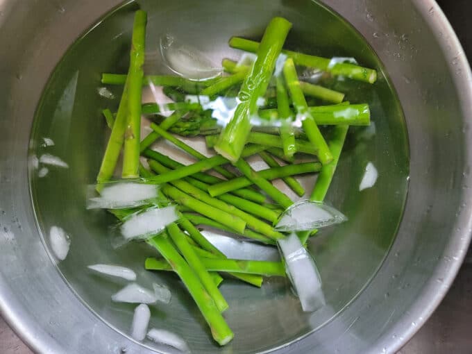 Asparagus after blanching in an ice bath.