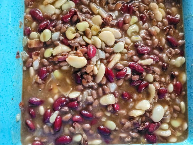 Mixed up ingredients in the casserole dish.