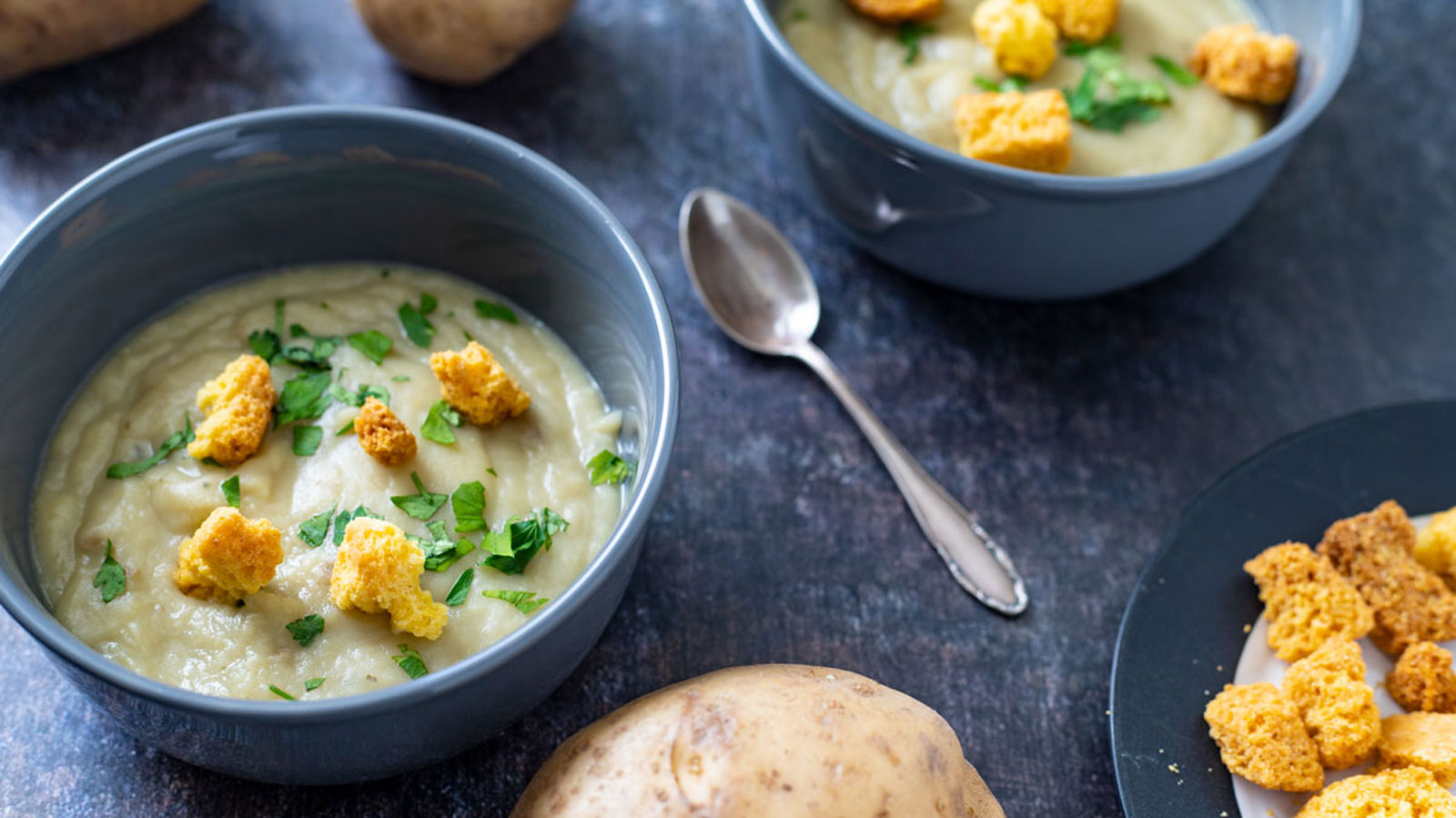 Overhead shot with croutons and parsley.