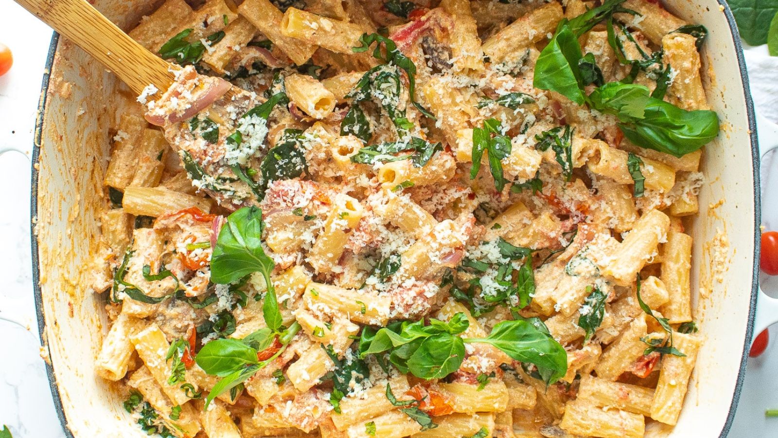 Goat cheese pasta in a pot.