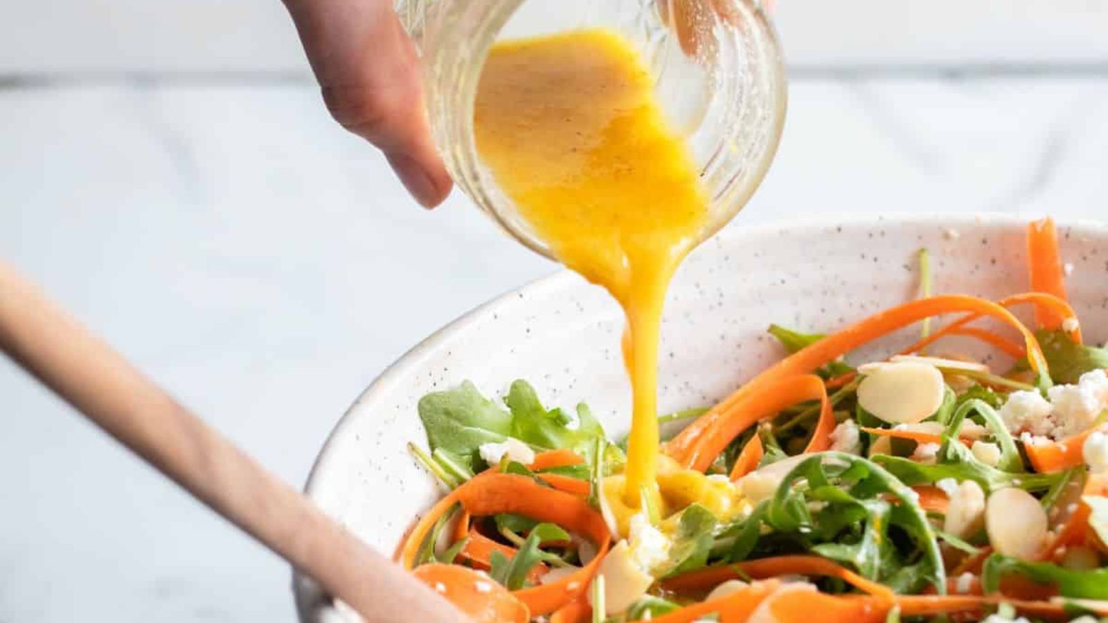 Salad with vinaigrette.