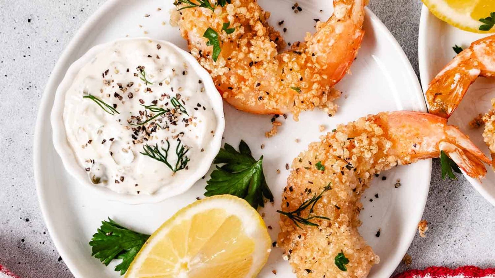 Shrimp with tartar dip on the side.