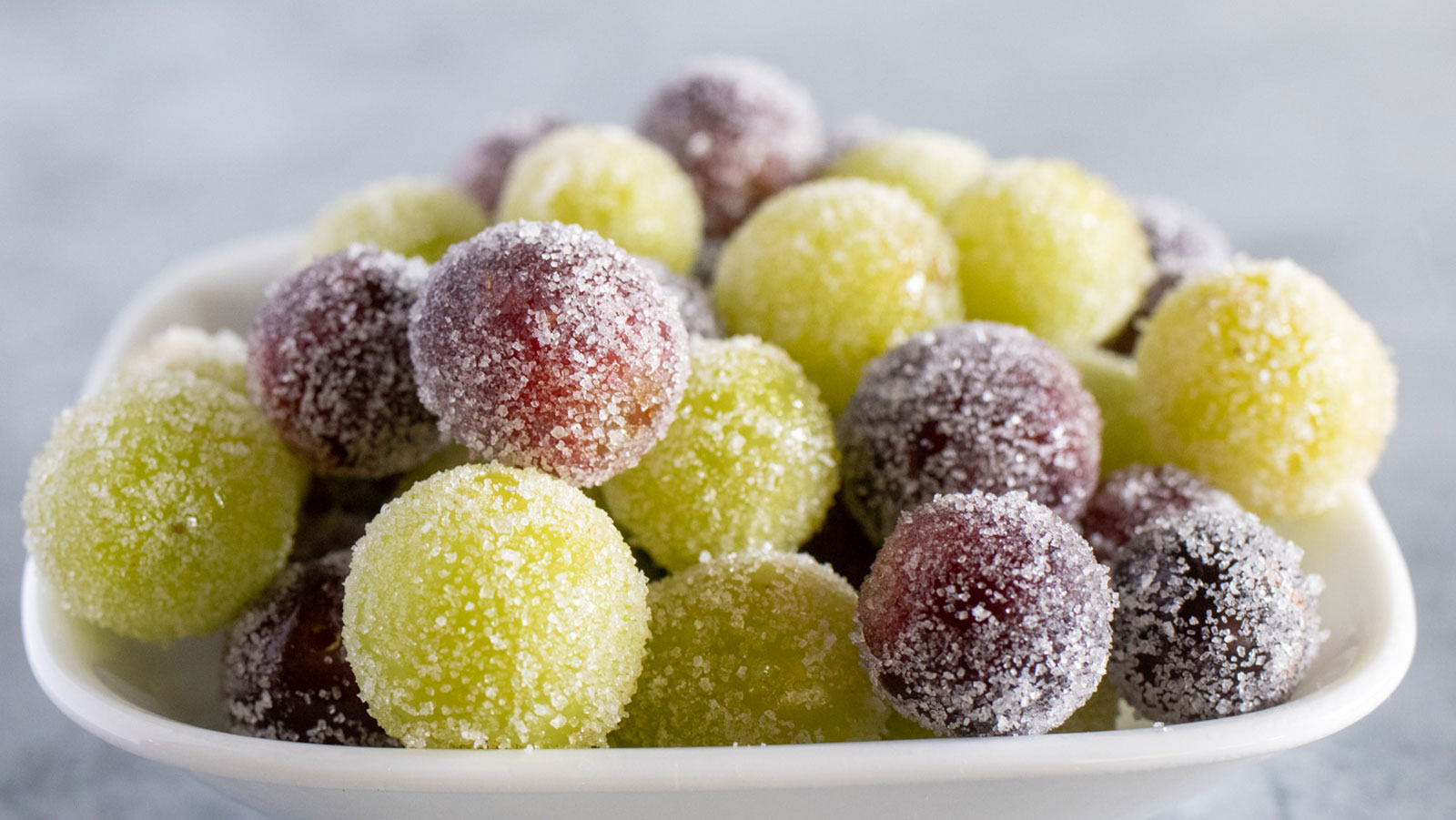 Sugared red and green grapes.