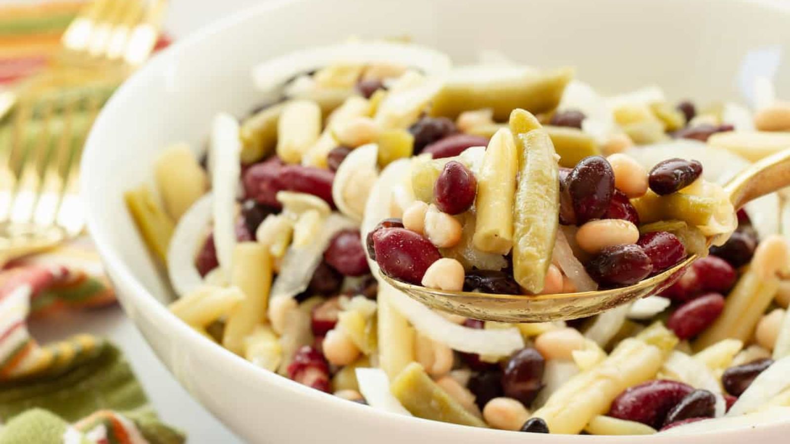 5 bean salad in a bowl.