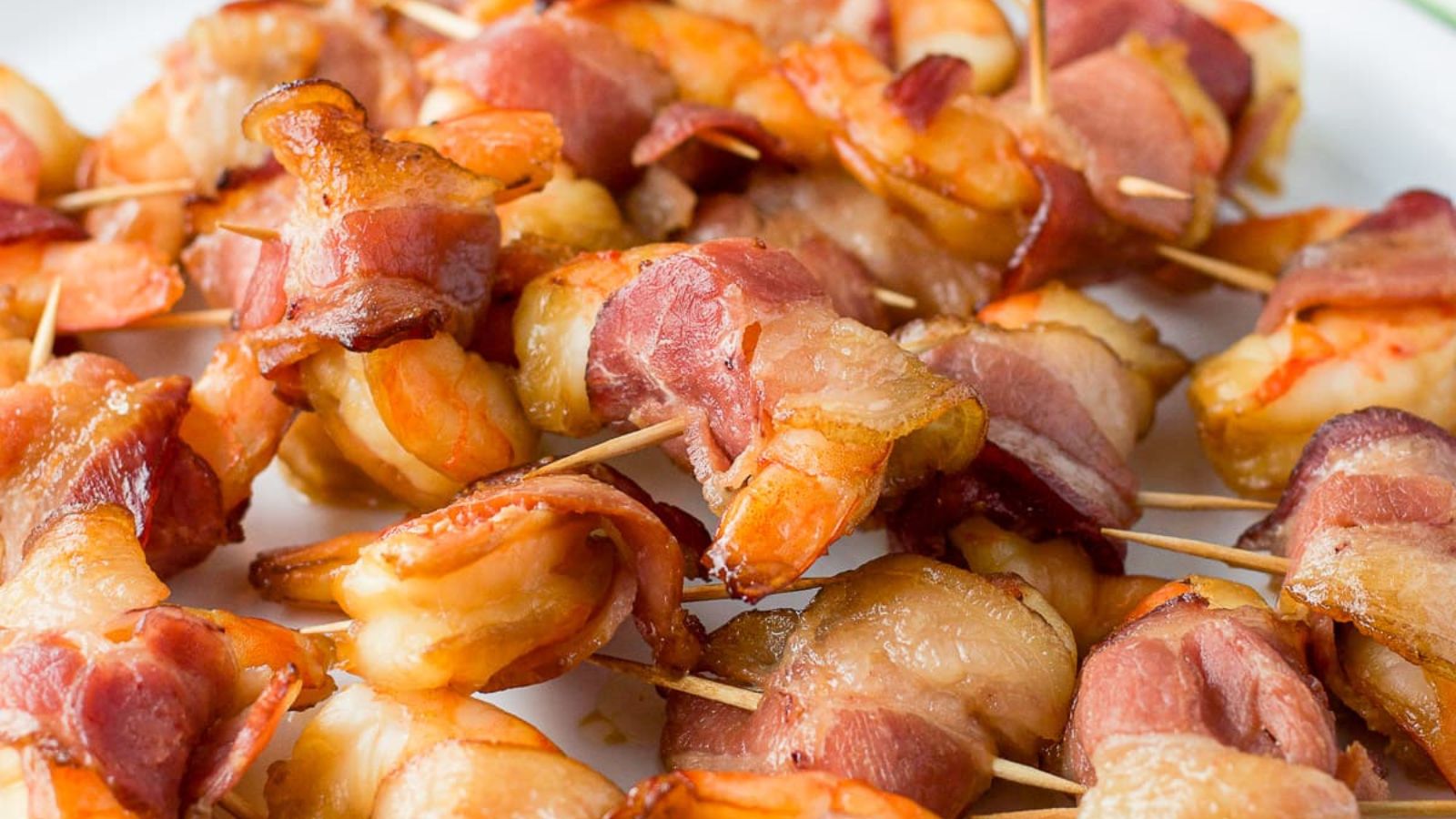 Shrimps wrapped in bacon.