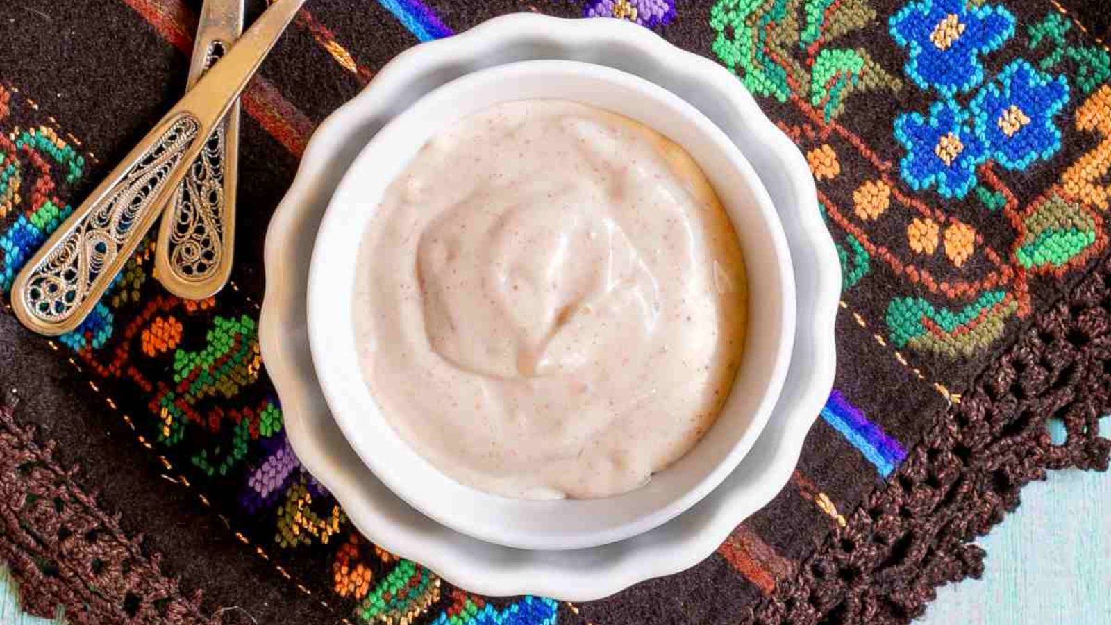Mayo in a bowl.