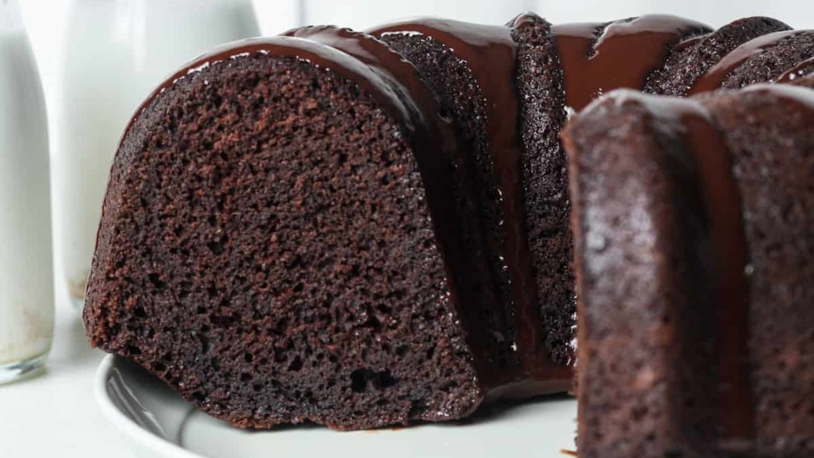 Brownie cake with slice.