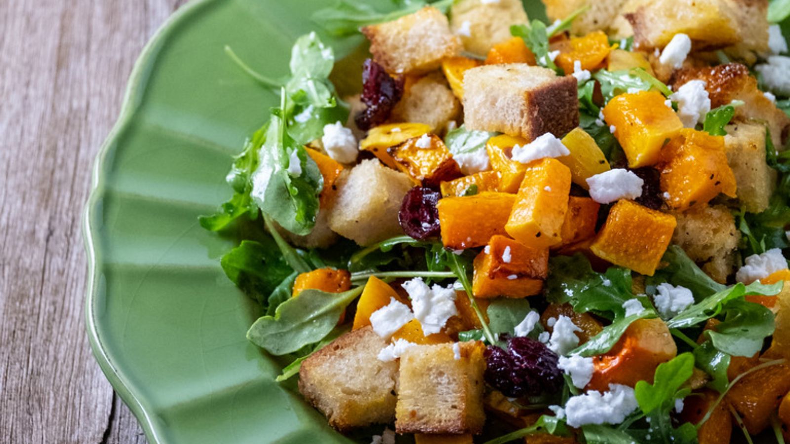 Panzanella salad on a plate.
