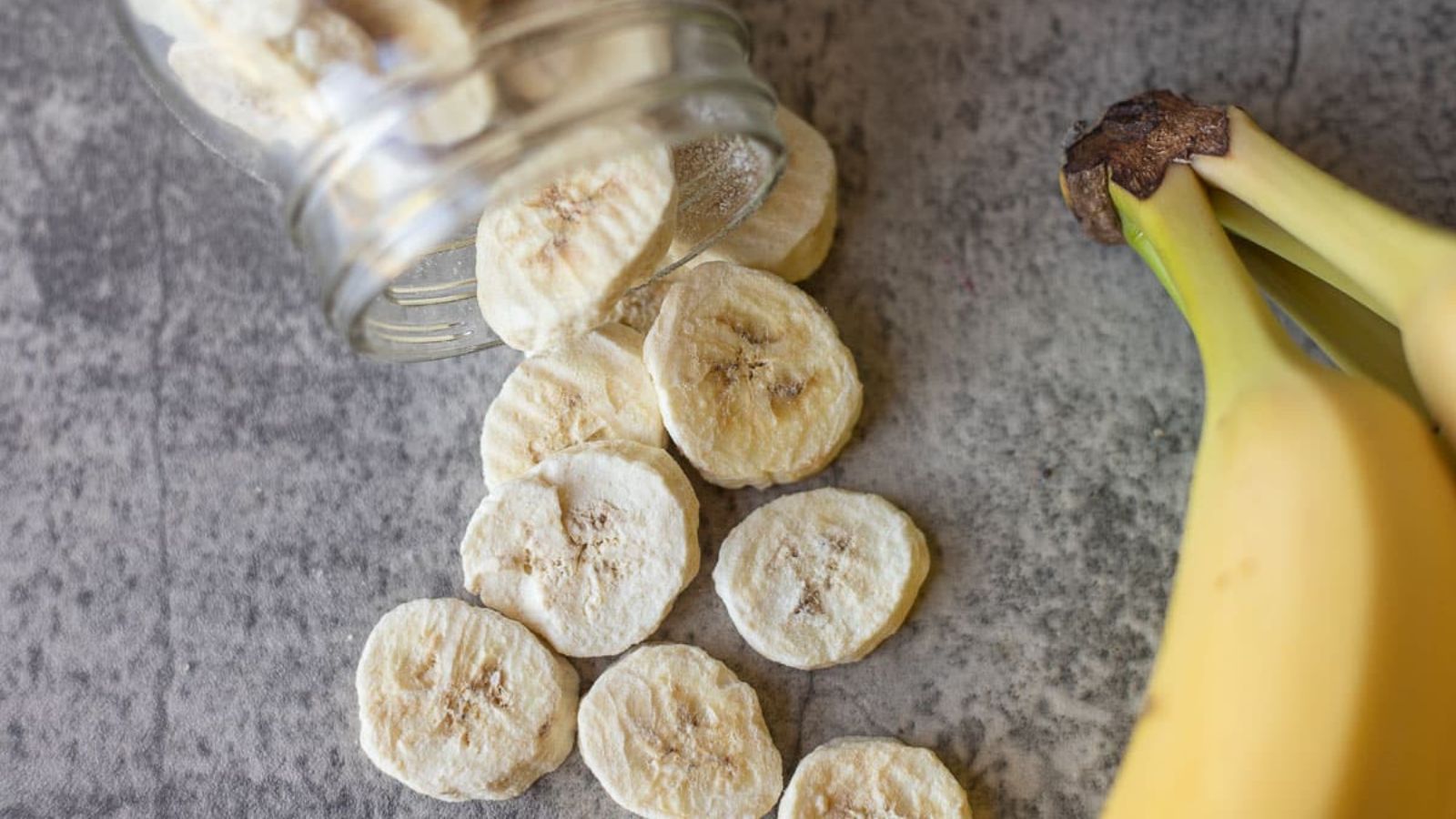 Sliced dried bananas.