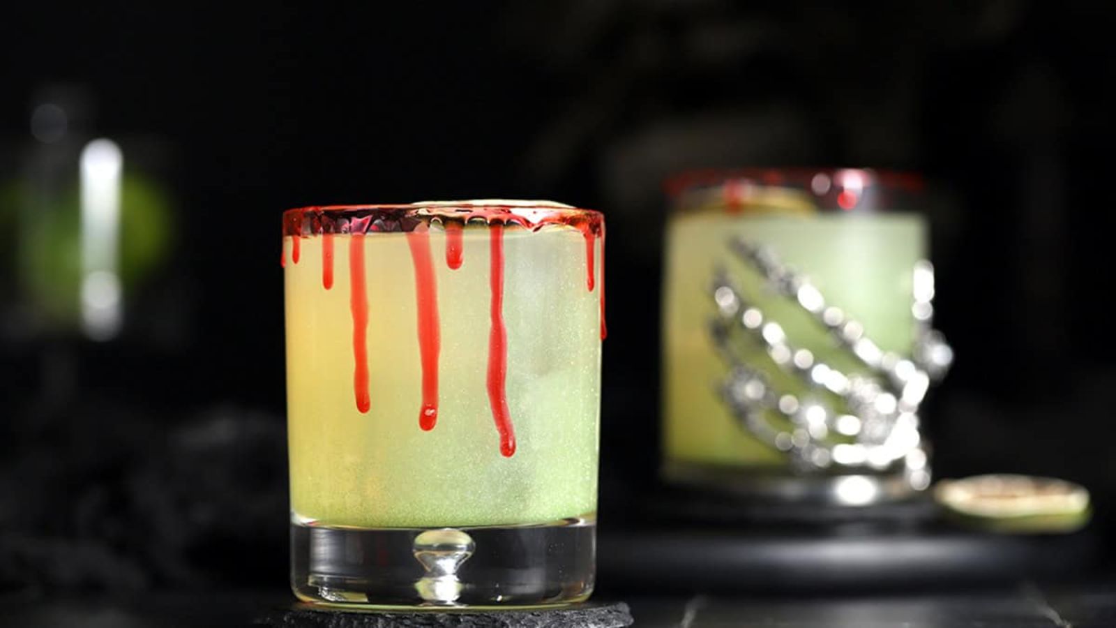 Halloween margarita in glasses.