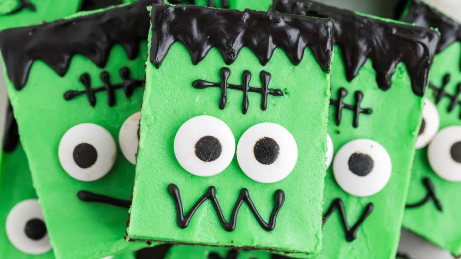 Frankenstein cookie bars close up.