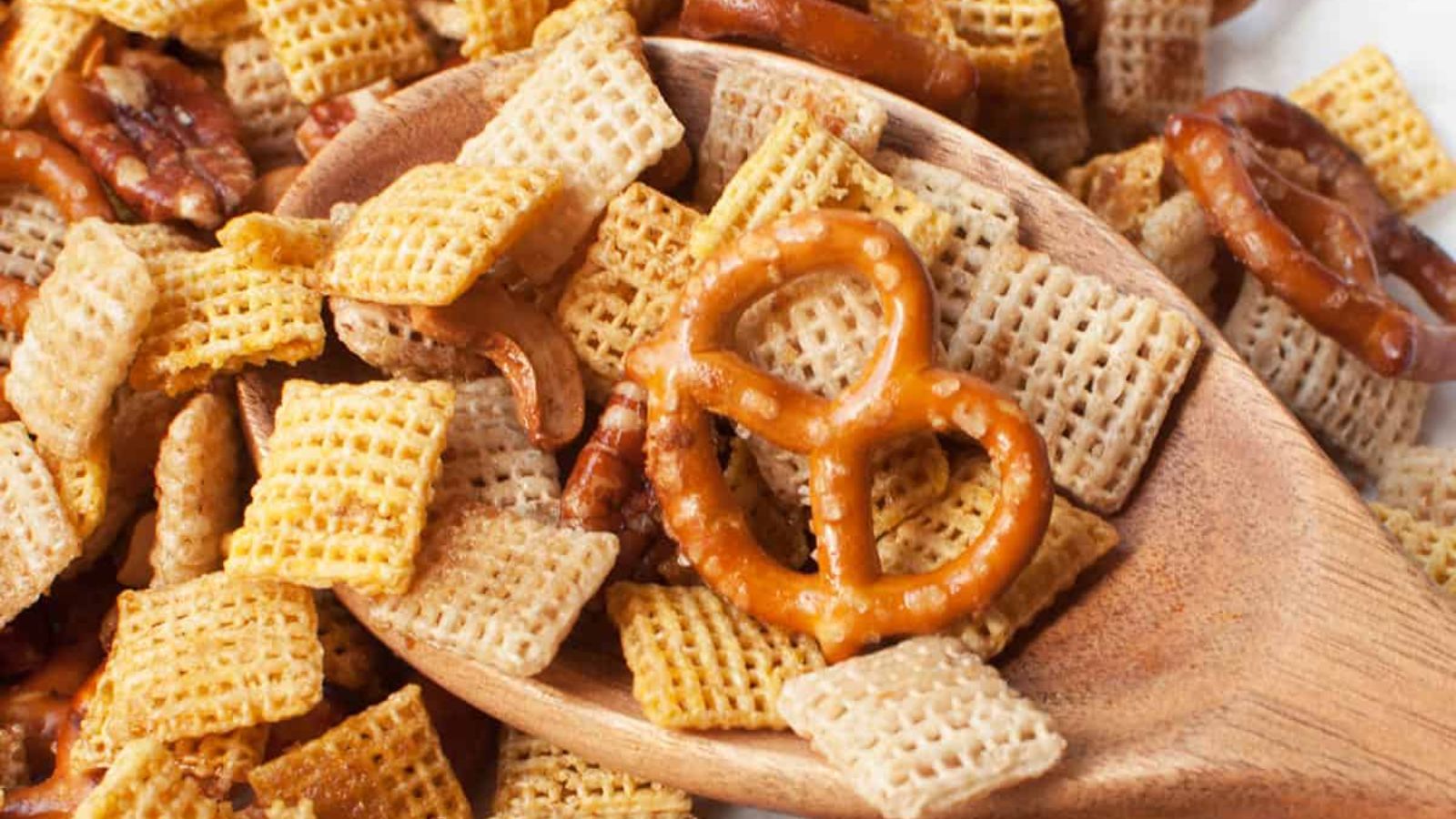 Chex mix with pretzel.