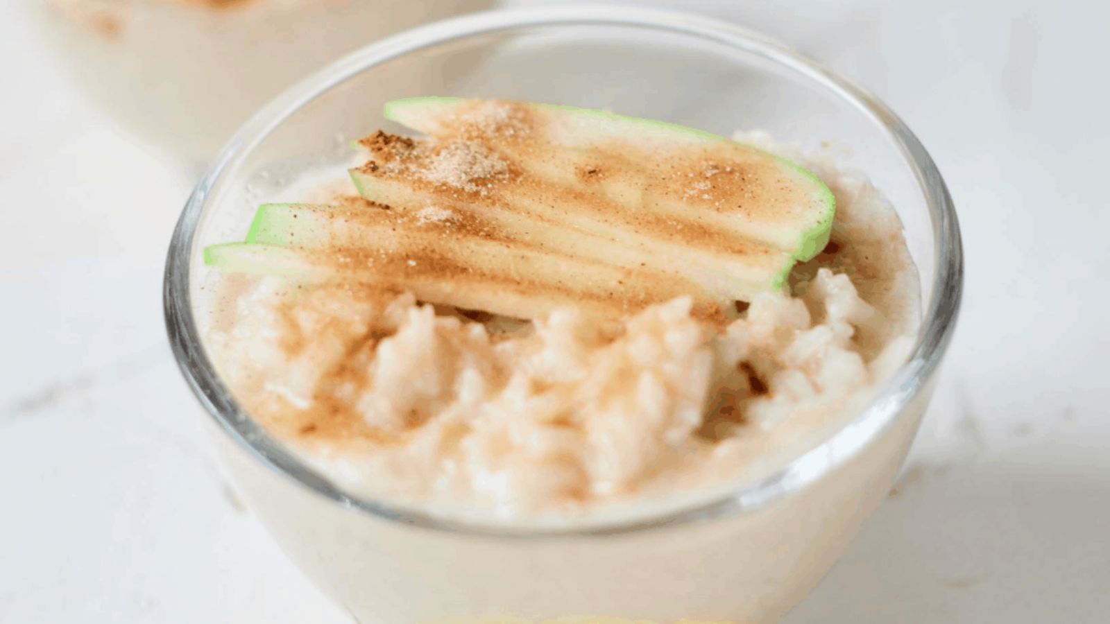 Apple pie rice pudding in a bowl.