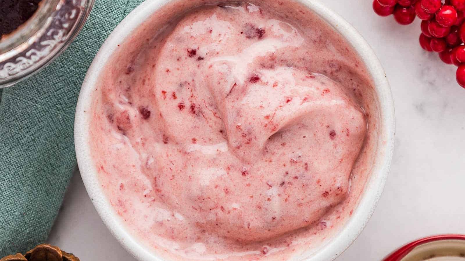 Cranberry aioli in a bowl.