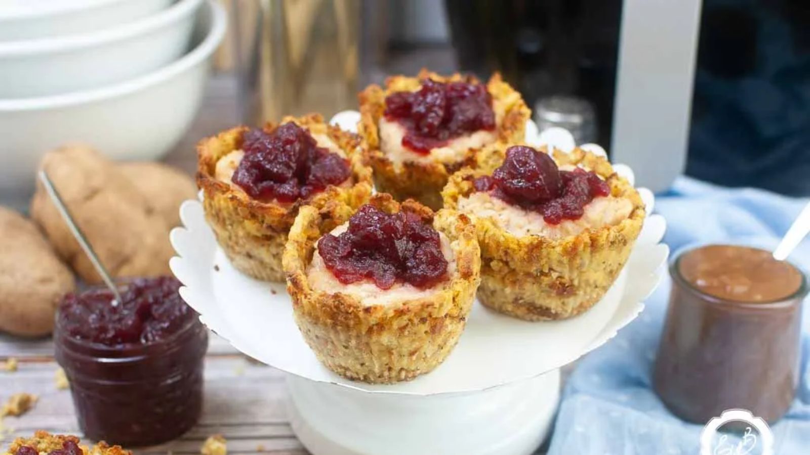 Turkey cups on a wooden board.