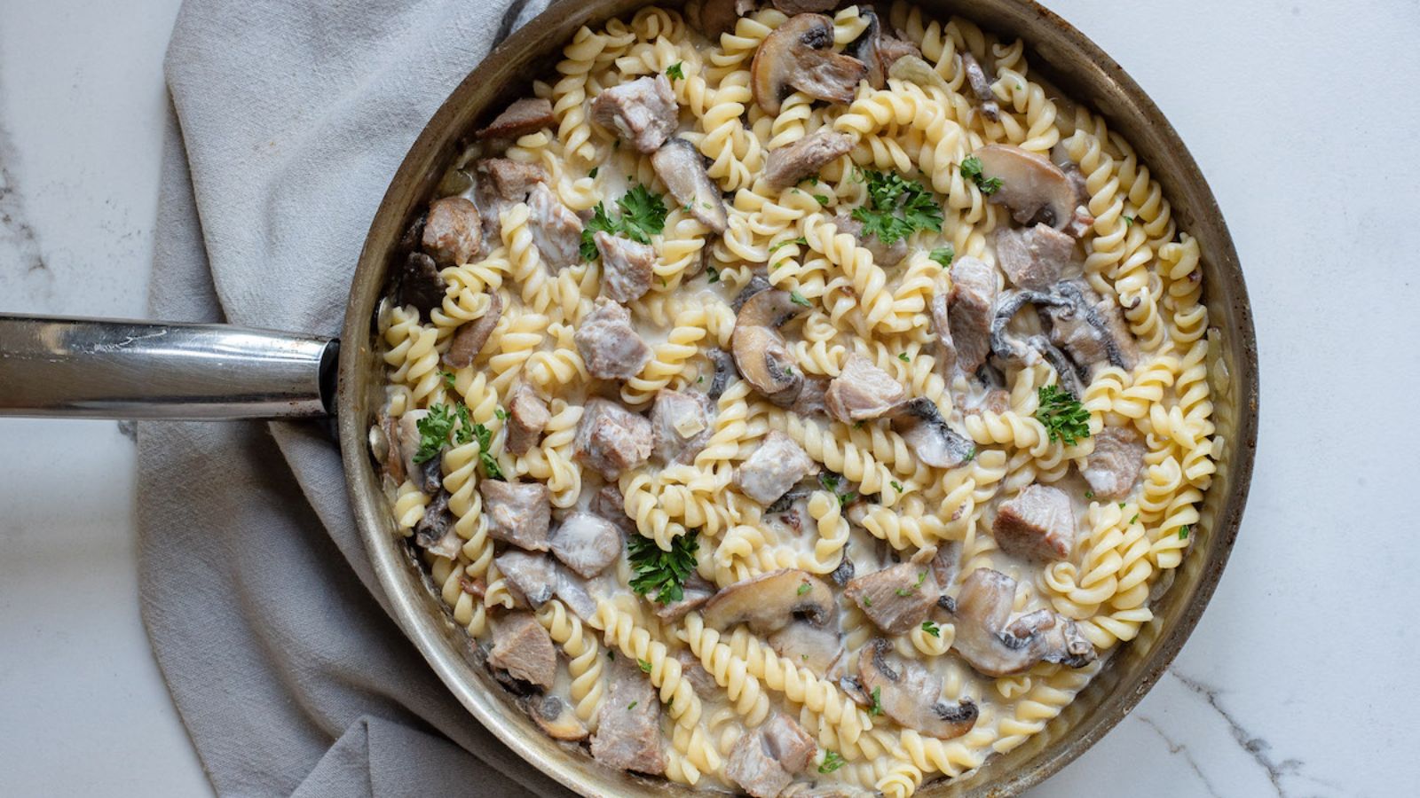 Turkey stroganoff in a pan.