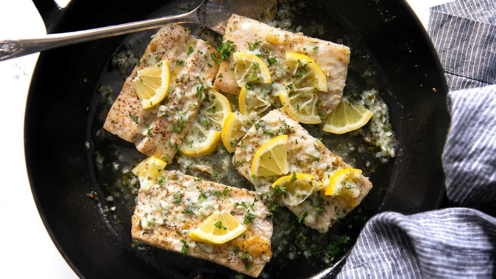 Mahi mahi with lemon and garlic.
