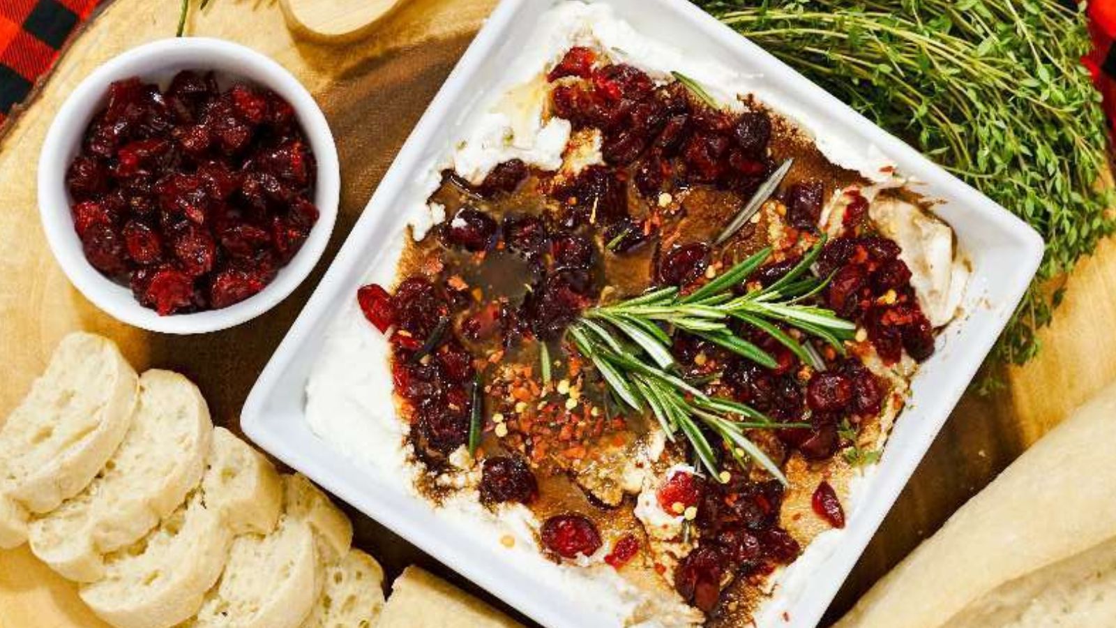 Ricotta dip with cranberries.