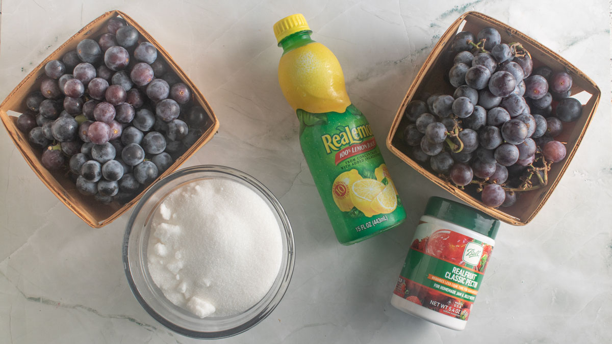 Ingredients for grape jam. See details in recipe below.