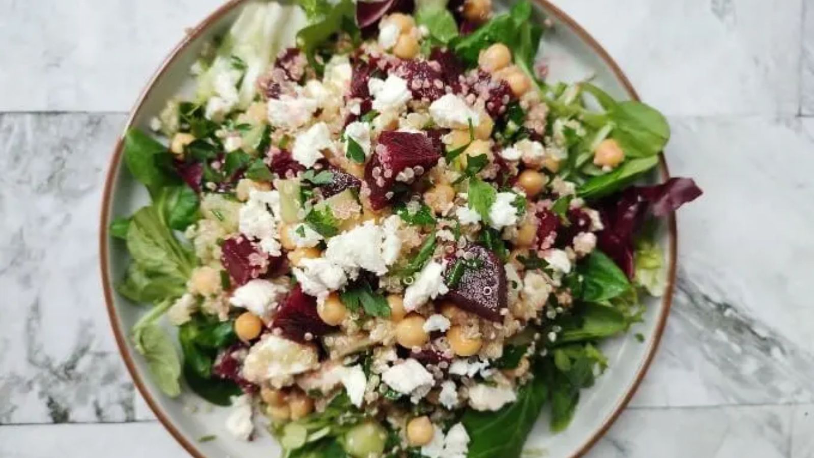 Quinoa salad with feta and beetroot.