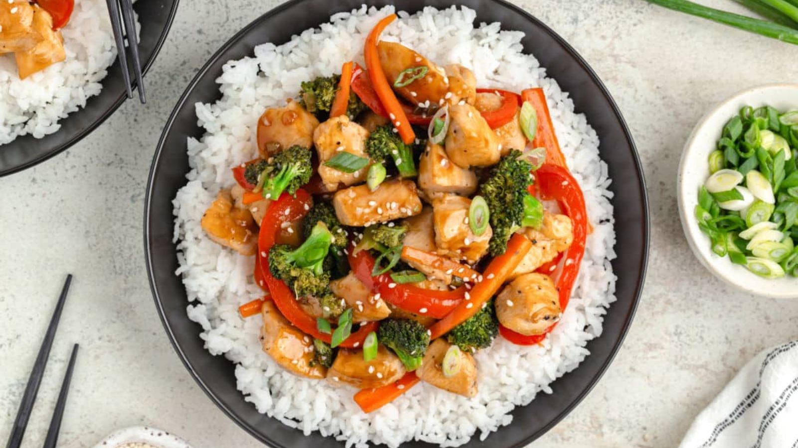 Rice with chicken teriyaki on top.
