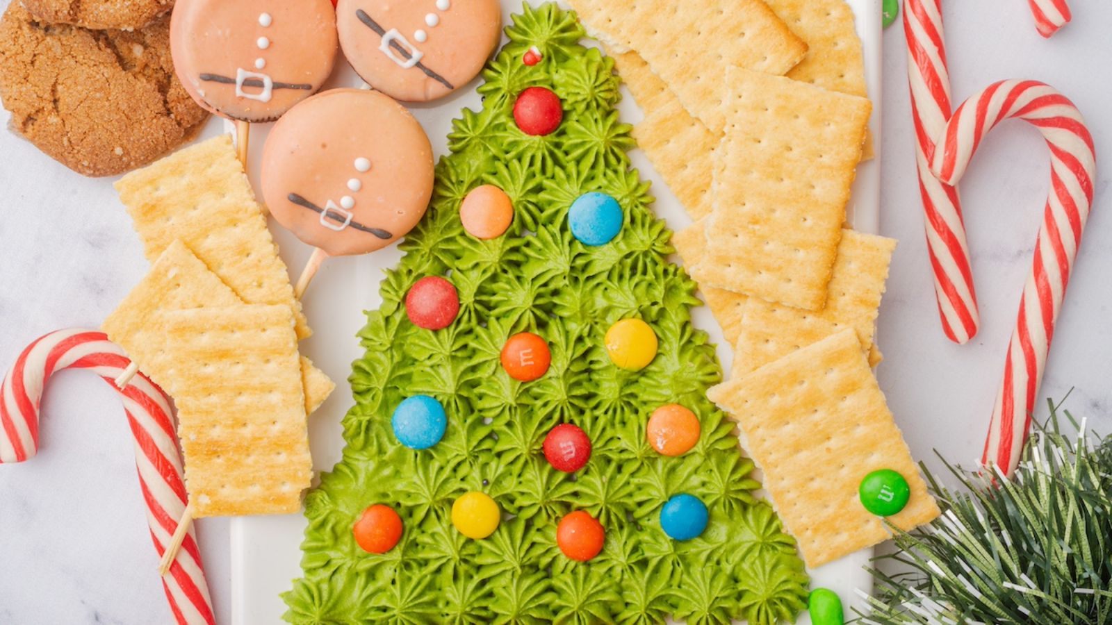 Frosting board formed in christmas tree.