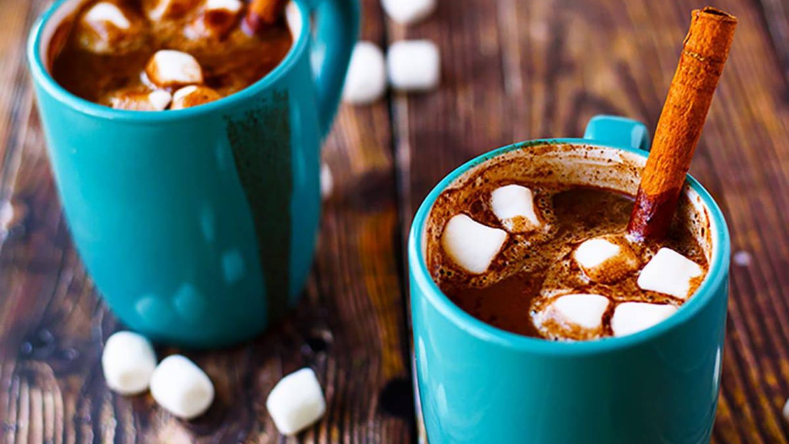 Hot chocolate in two glasses.