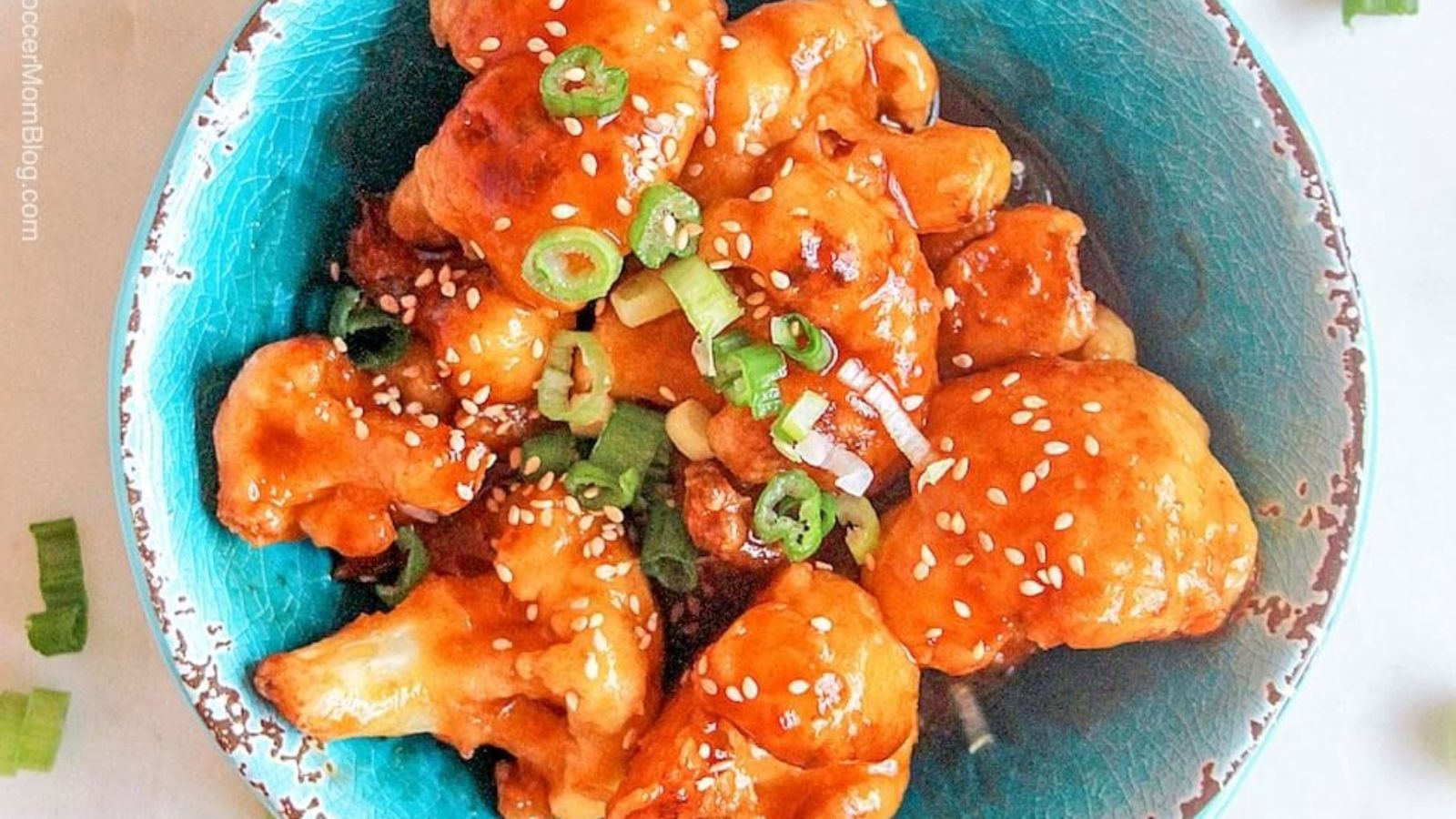 Cauliflower in a bowl.