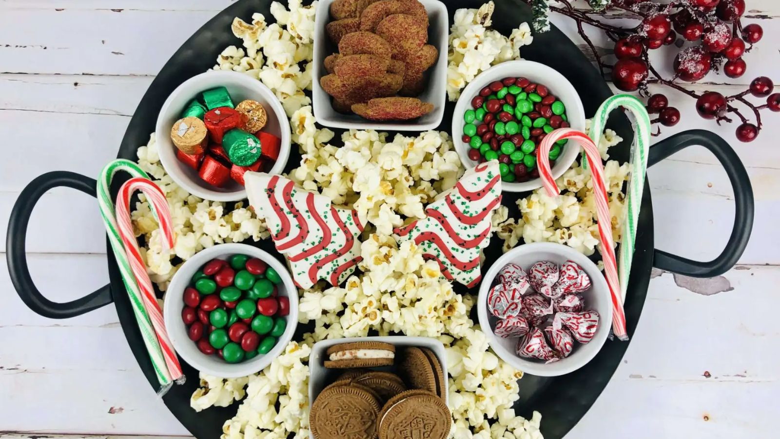Snack tray with popcorn.