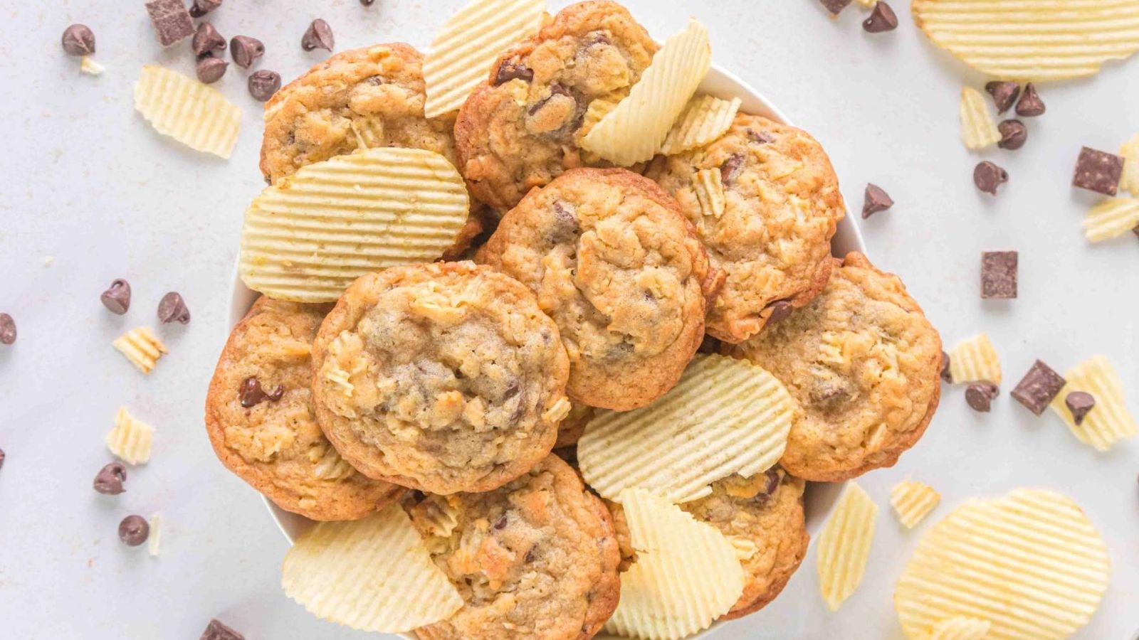 Cookie with potato chips.
