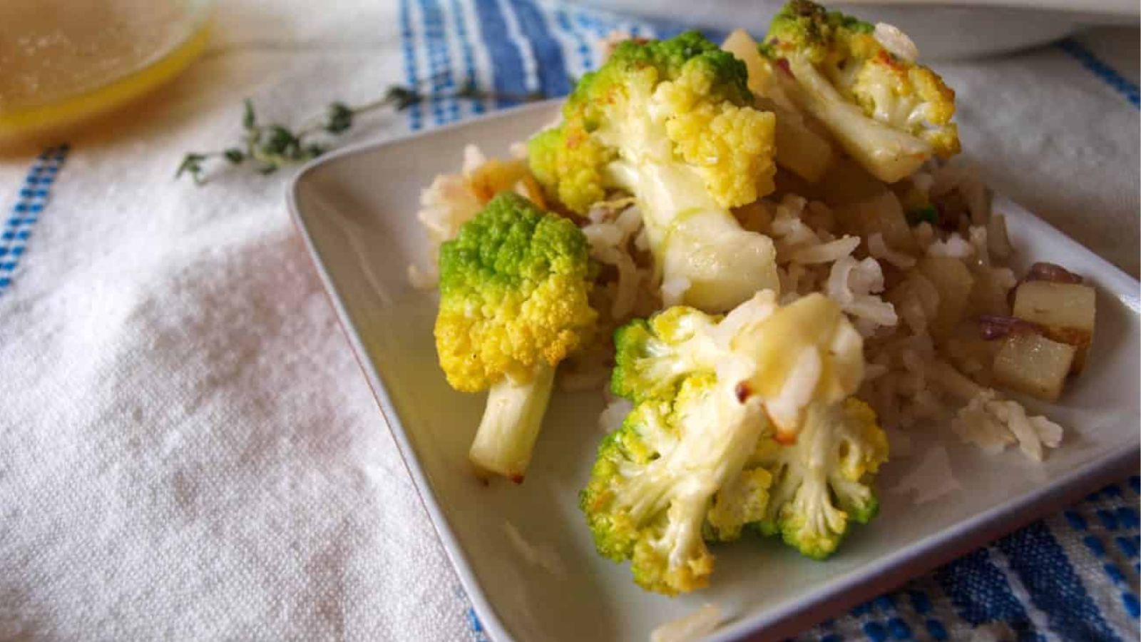 Pasta with broccoli.