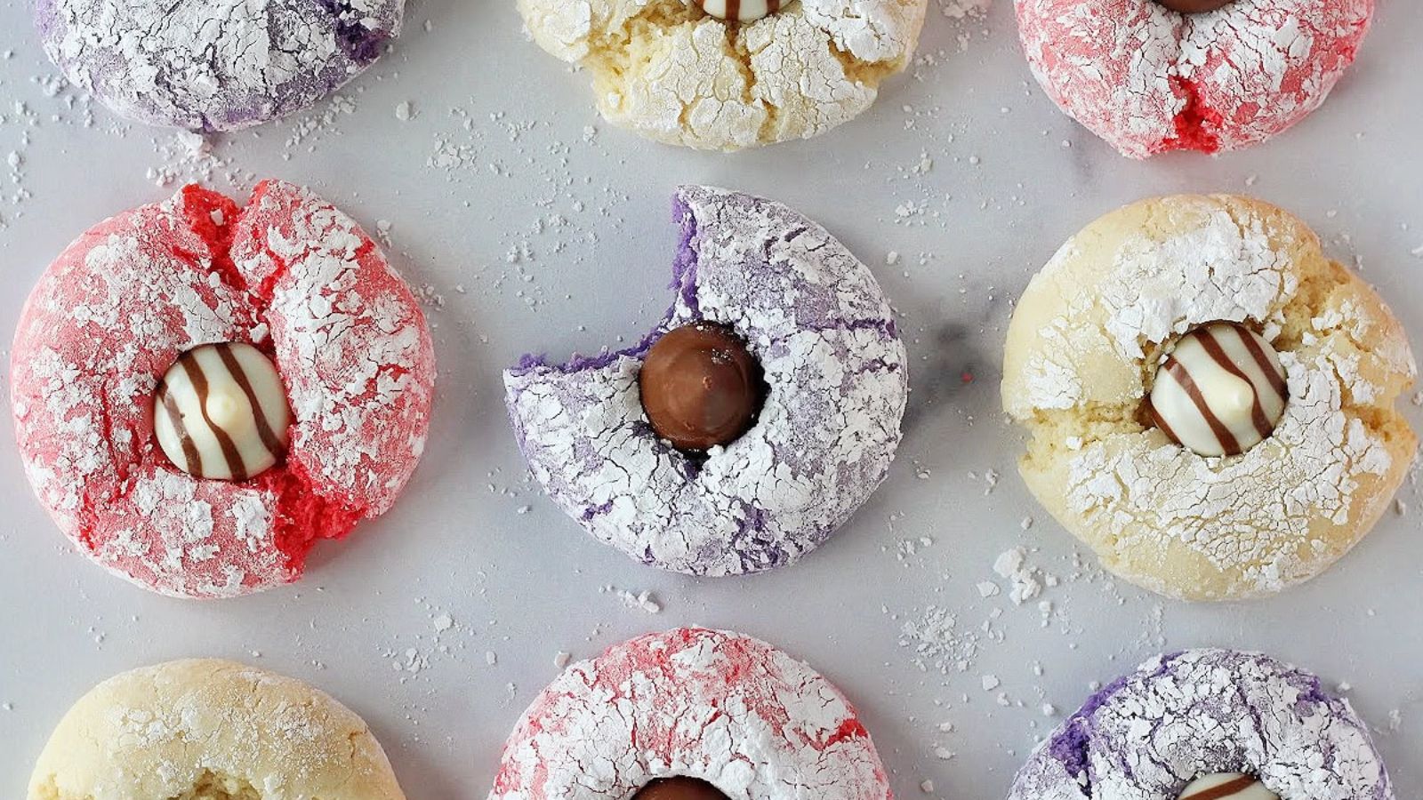Cookies in different colors.