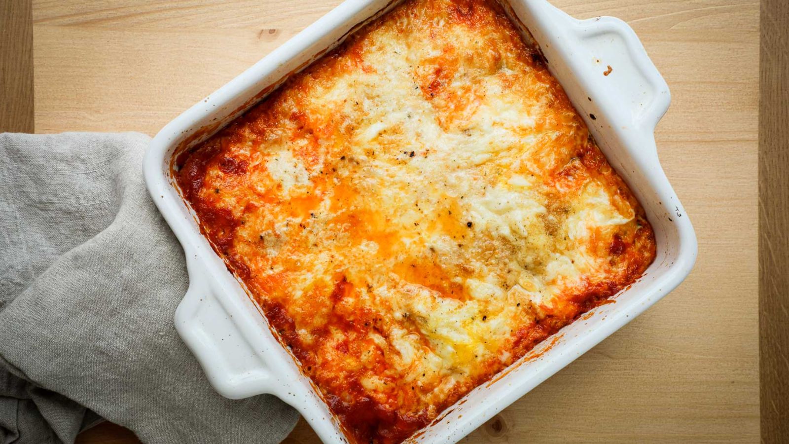 Baked eggs in tomato sauce.