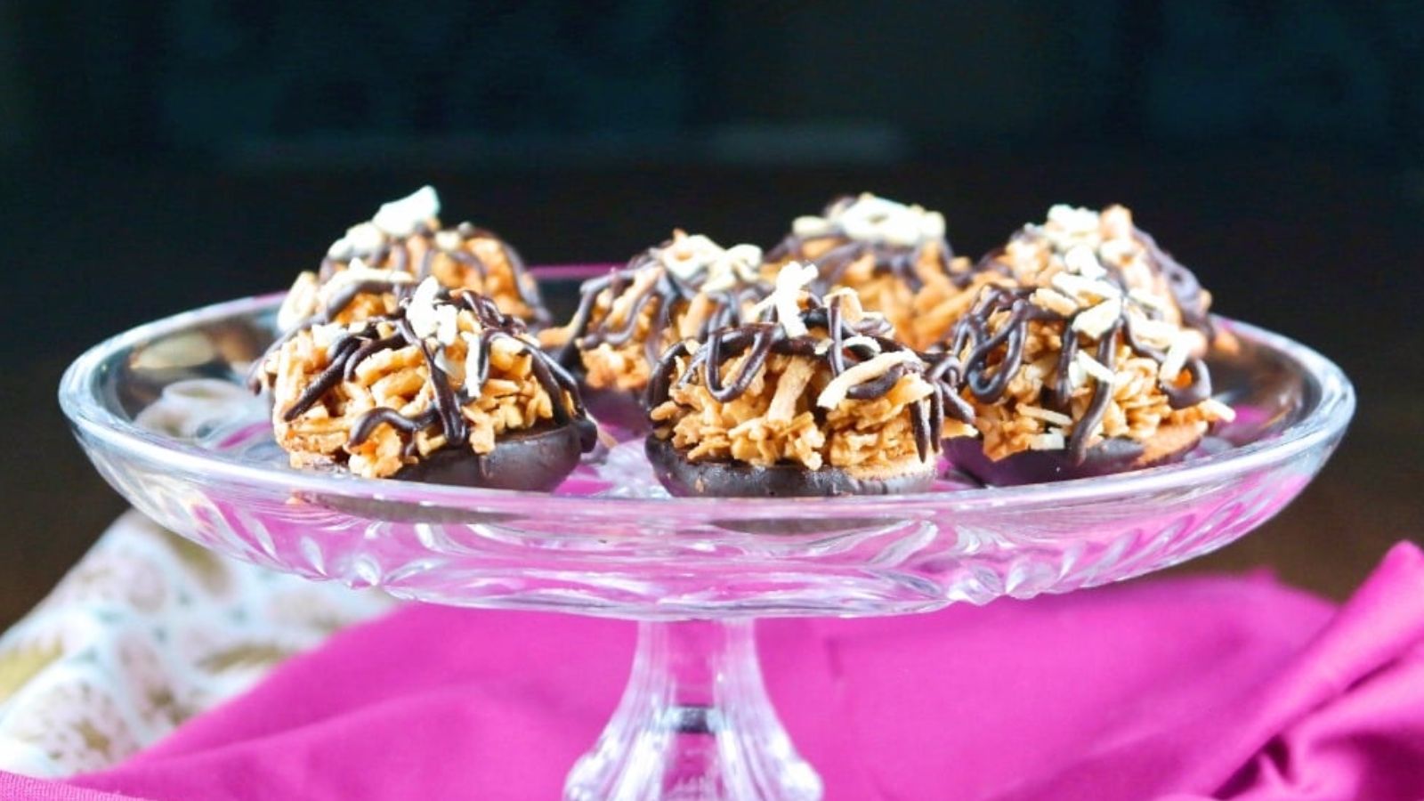 Cookies on a glass plate.