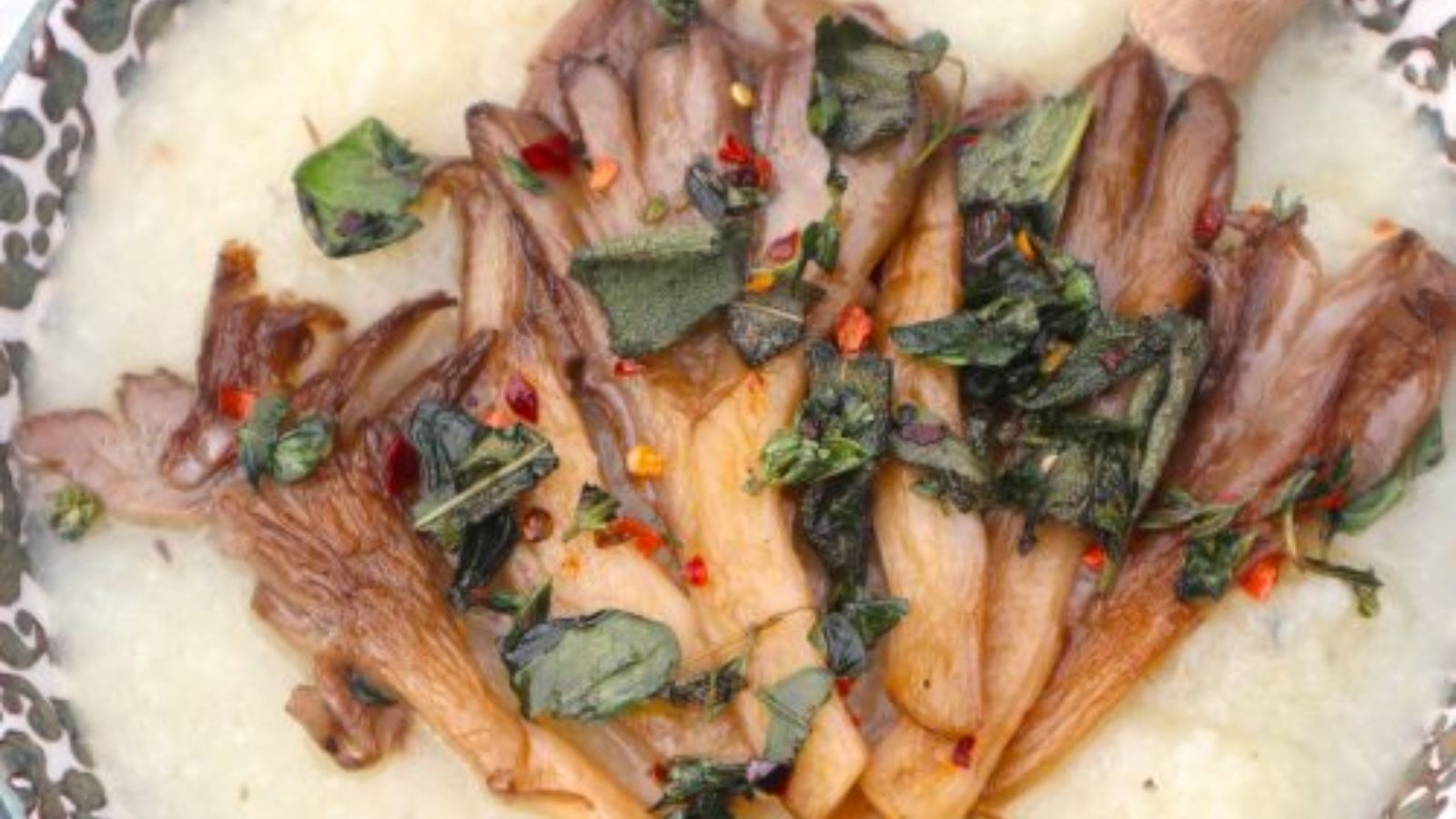 Soup with oyster mushrooms, oregano and sage.