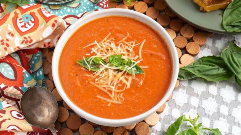A bowl of tomato soup.