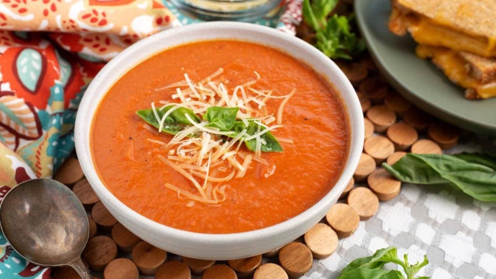 A bowl of tomato soup.