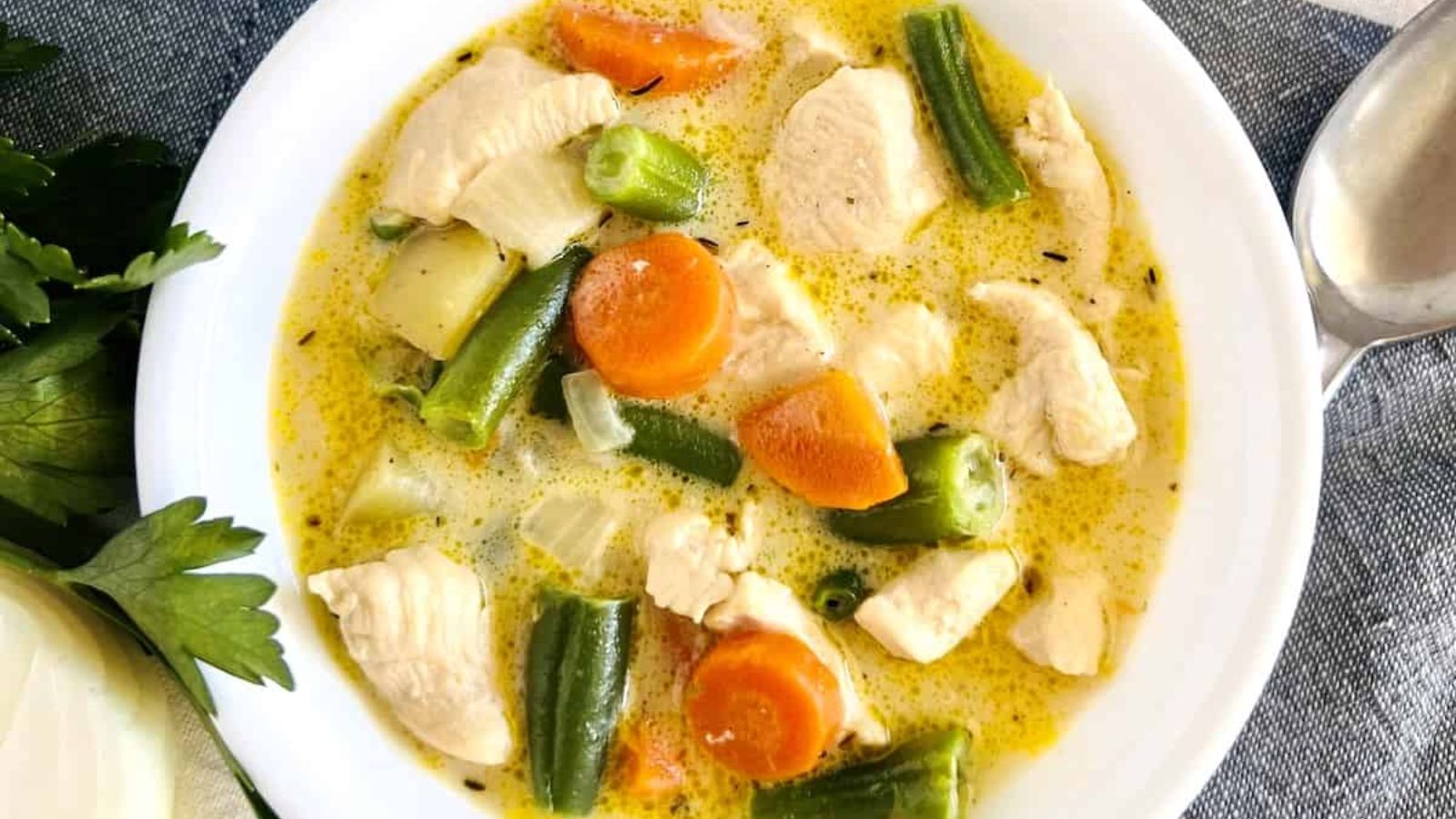 Chicken stew in a bowl.