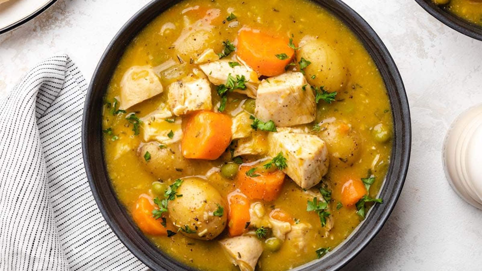 A bowl of chicken stew.